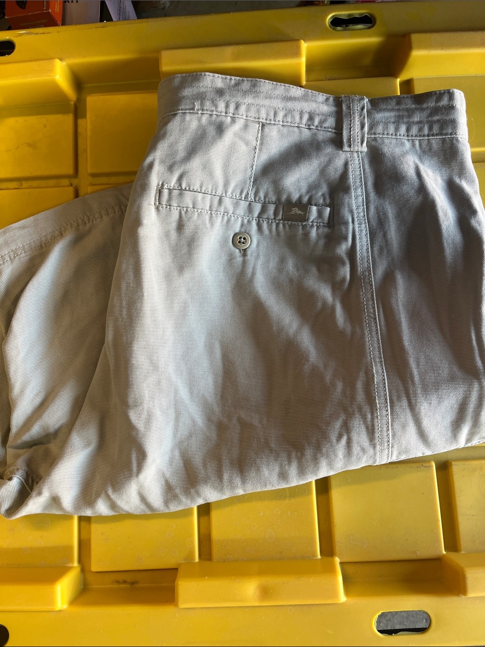 Tommy Bahama Men's Light Khaki Chino Pants